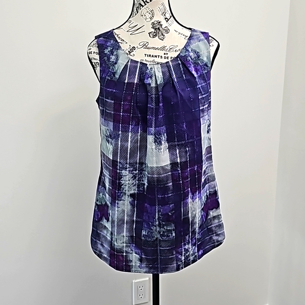 Anne Klein sleeveless top size S